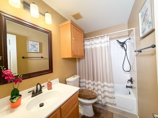3230 Arroyo Bluff LN, Round Rock, TX 78681