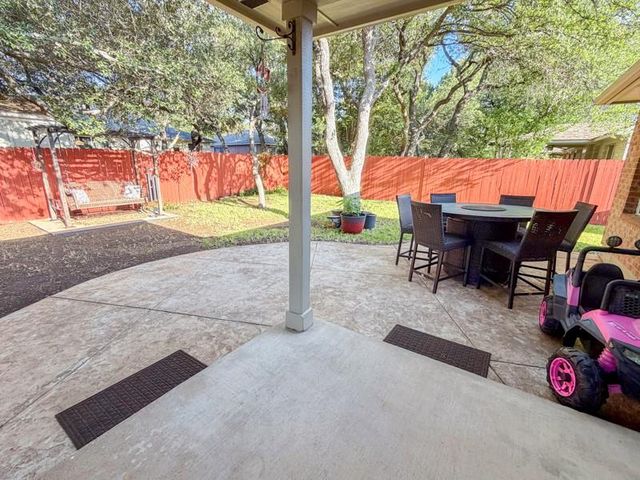 3230 Arroyo Bluff LN, Round Rock, TX 78681