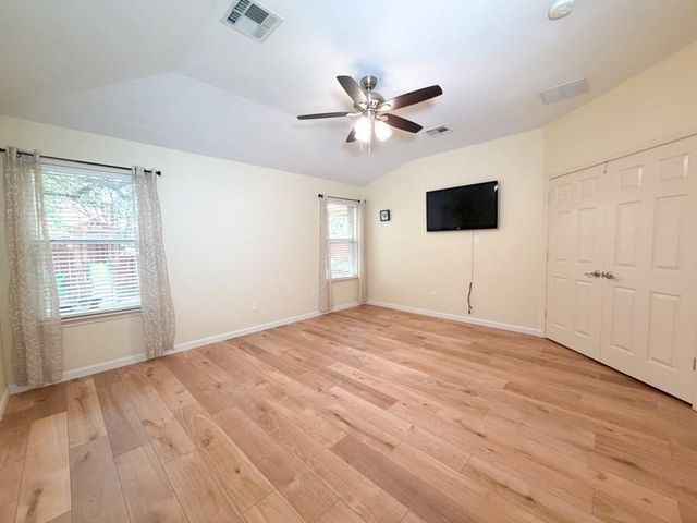 3230 Arroyo Bluff LN, Round Rock, TX 78681