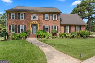 105 Brandon Mill Circle, Fayetteville, GA 30214