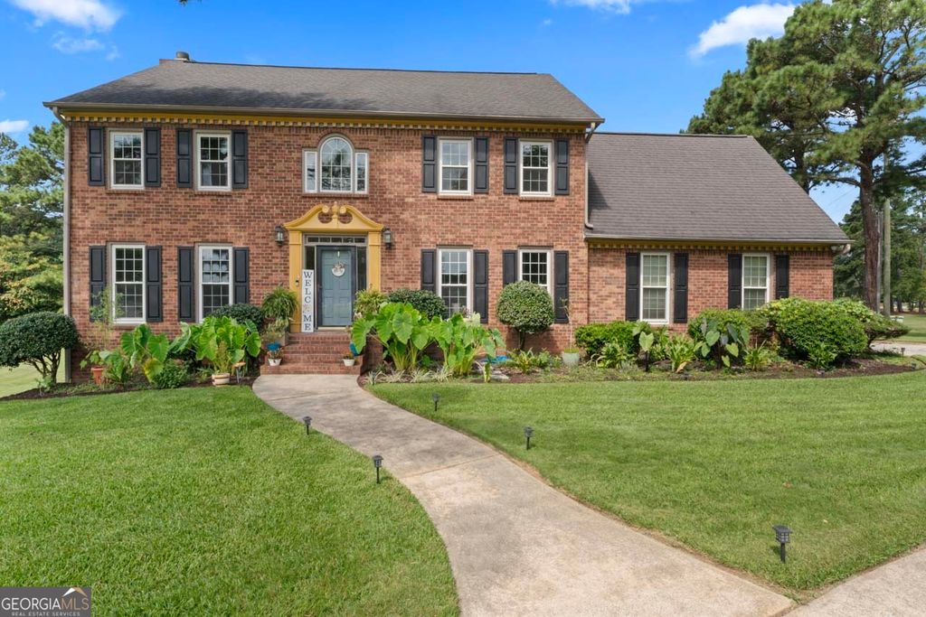 105 Brandon Mill Circle, Fayetteville, GA 30214