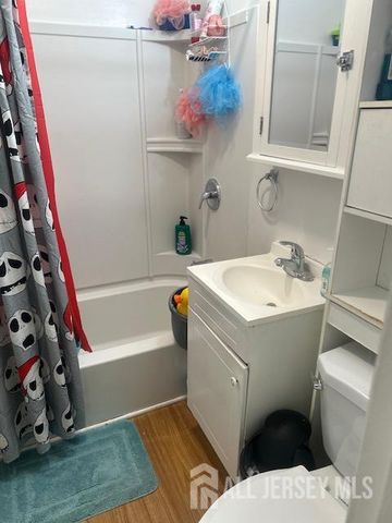 184 Lawrence Street, New Brunswick, NJ 08901