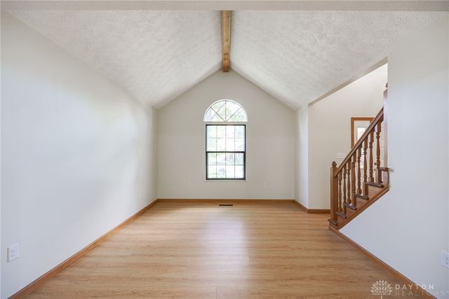 6297 Karlsridge Drive, Dayton, OH 45459