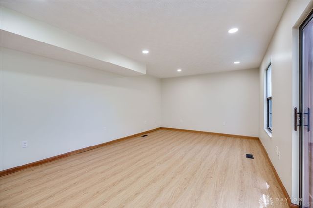 6297 Karlsridge Drive, Dayton, OH 45459