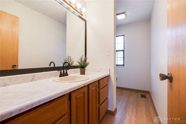 6297 Karlsridge Drive, Dayton, OH 45459