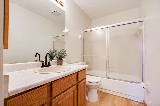 6297 Karlsridge Drive, Dayton, OH 45459