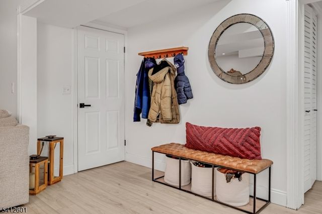 16 Lenape Trail, Montclair Twp., NJ 07043