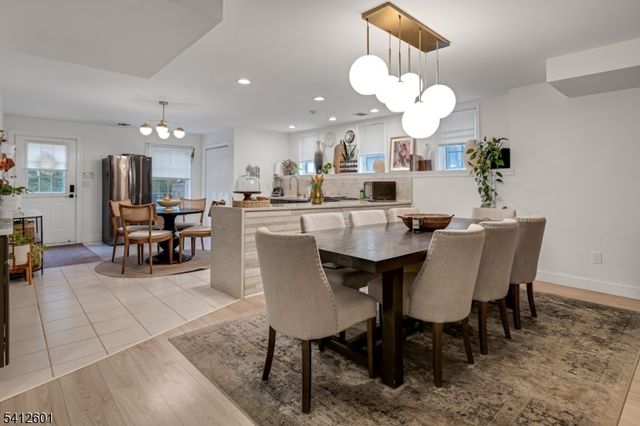 16 Lenape Trail, Montclair Twp., NJ 07043