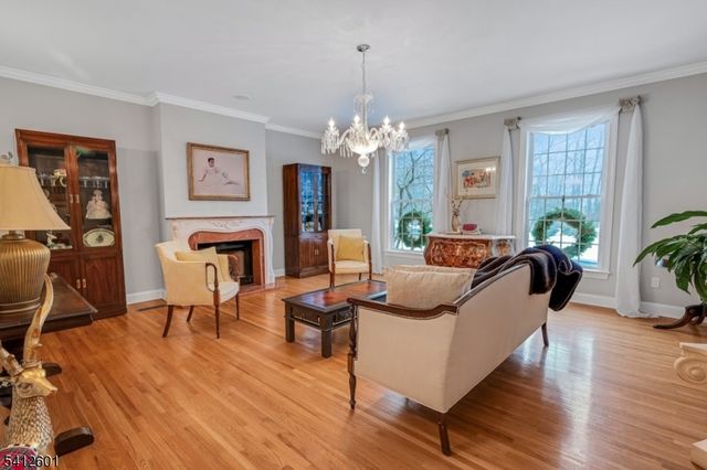 16 Lenape Trail, Montclair Twp., NJ 07043