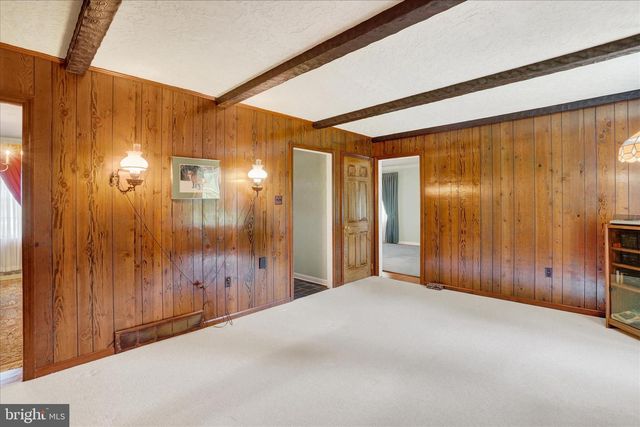 20 FOX RUN DR, York, PA 17403