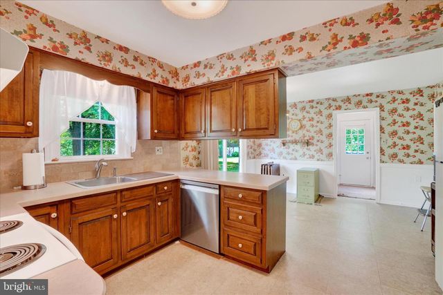 20 FOX RUN DR, York, PA 17403
