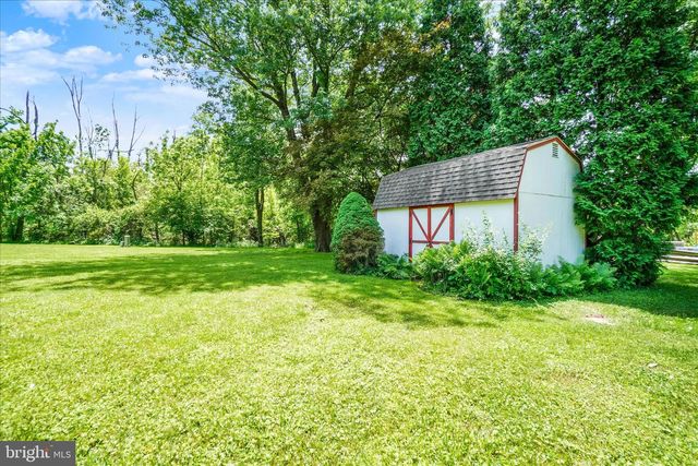 20 FOX RUN DR, York, PA 17403