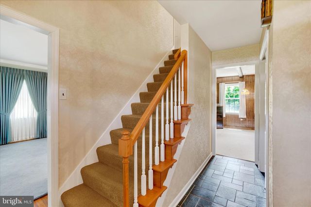 20 FOX RUN DR, York, PA 17403