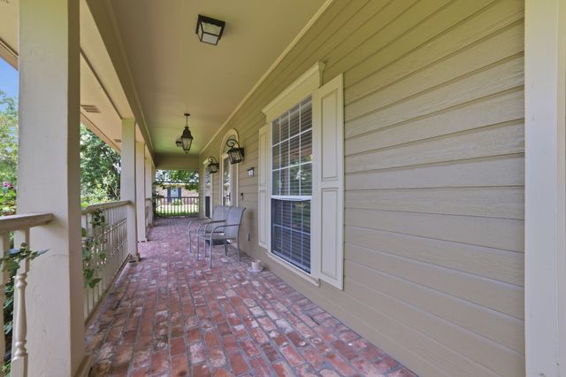30 Fairmont Circle, Bossier City, LA 71111
