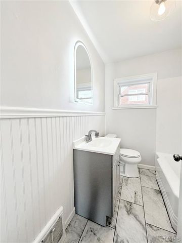 405 W 9th Street, Hermann, MO 65041