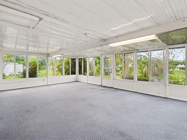 1513 NEW BEDFORD DRIVE, Sun City Center, FL 33573