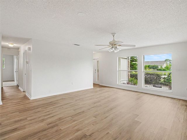 1513 NEW BEDFORD DRIVE, Sun City Center, FL 33573