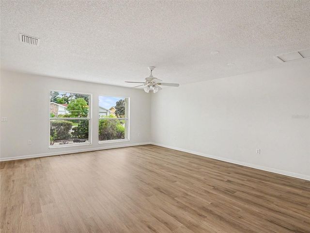 1513 NEW BEDFORD DRIVE, Sun City Center, FL 33573