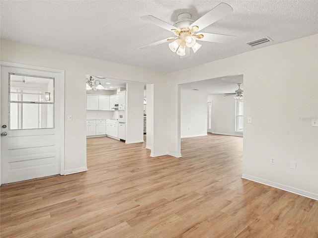1513 NEW BEDFORD DRIVE, Sun City Center, FL 33573