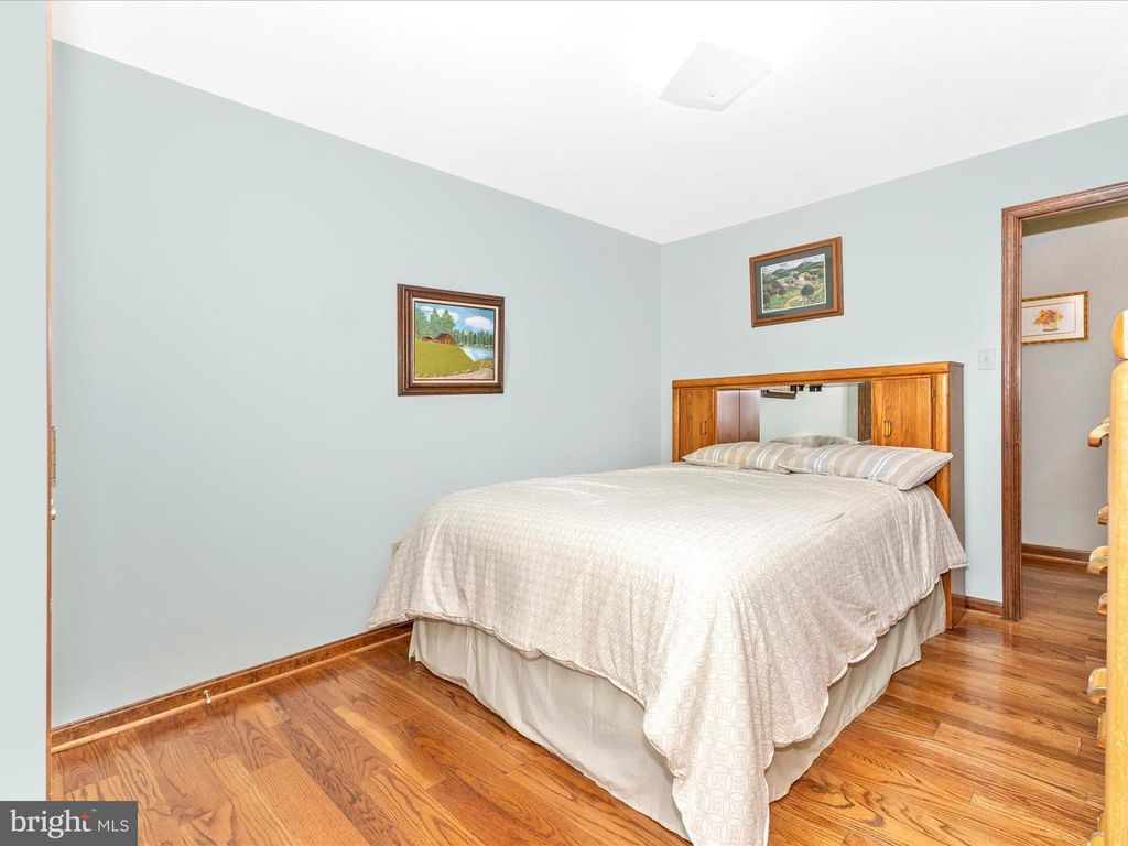 Image 24 of property listing at 10334 HARP RD, Walkersville, MD 21793