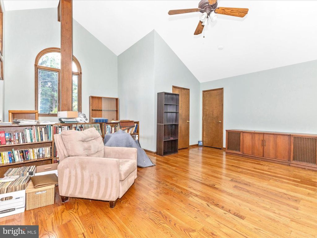 Image 36 of property listing at 10334 HARP RD, Walkersville, MD 21793