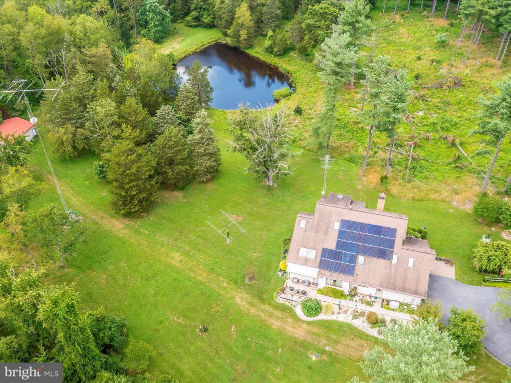 Image 64 of property listing at 10334 HARP RD, Walkersville, MD 21793