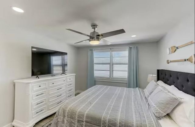 2730 49TH AVENUE W 2730, Bradenton, FL 34207
