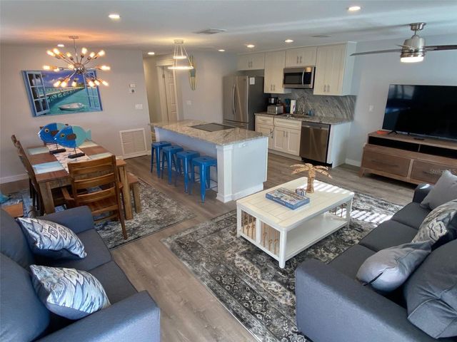 2730 49TH AVENUE W 2730, Bradenton, FL 34207