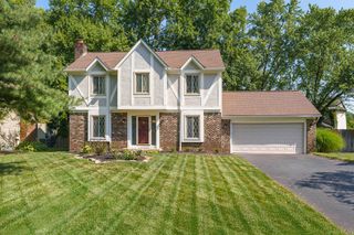 7439 Saunderlane Road, Columbus, OH 43235