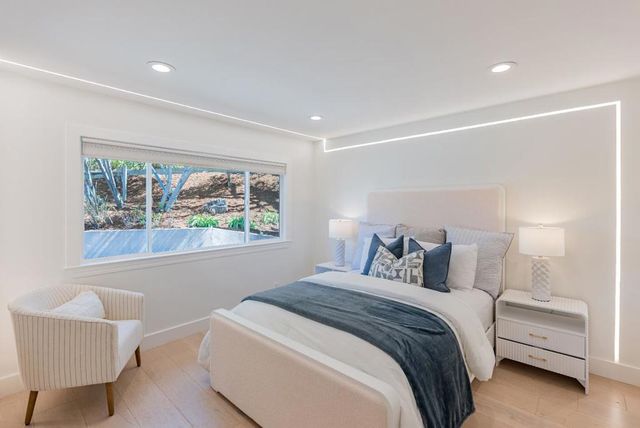 893 Madonna Way, Los Altos, CA 94024