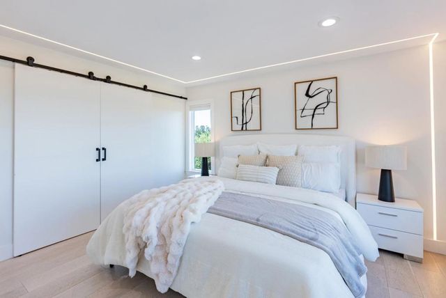 893 Madonna Way, Los Altos, CA 94024