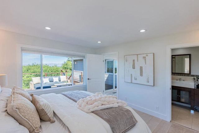 893 Madonna Way, Los Altos, CA 94024