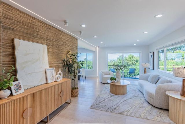 893 Madonna Way, Los Altos, CA 94024