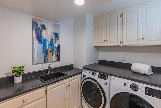 893 Madonna Way, Los Altos, CA 94024