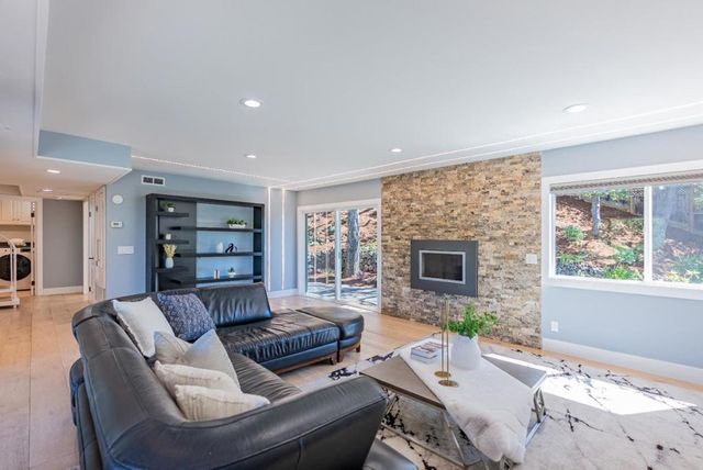 893 Madonna Way, Los Altos, CA 94024