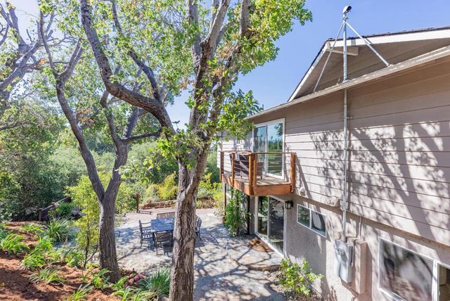 893 Madonna Way, Los Altos, CA 94024