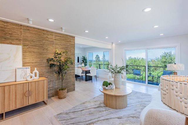 893 Madonna Way, Los Altos, CA 94024