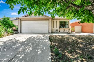 2820 E Avenue S, Palmdale, CA 93550