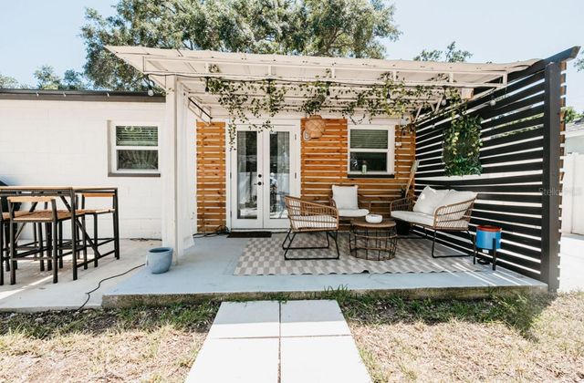 3229 W FIELDER STREET, Tampa, FL 33611