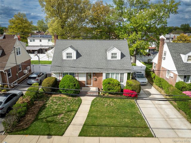 19 Sloan Drive S, Valley Stream, NY 11580