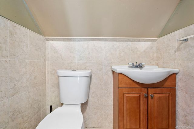 19 Sloan Drive S, Valley Stream, NY 11580