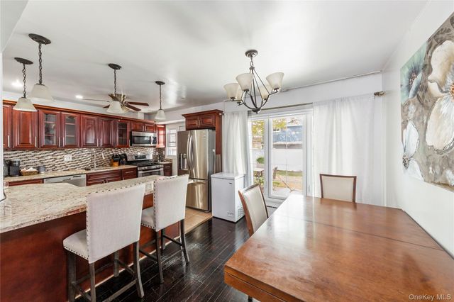 19 Sloan Drive S, Valley Stream, NY 11580