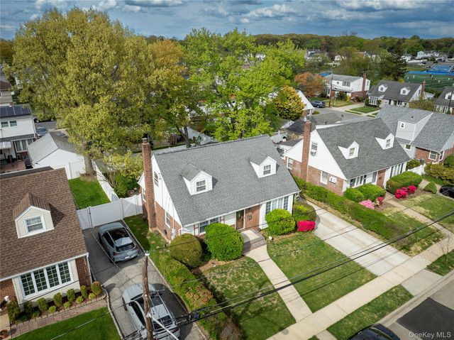19 Sloan Drive S, Valley Stream, NY 11580