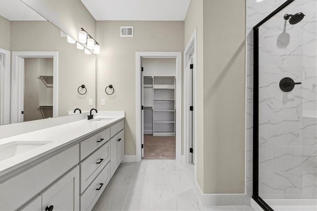 24972 W 94th Place, Lenexa, KS 66227