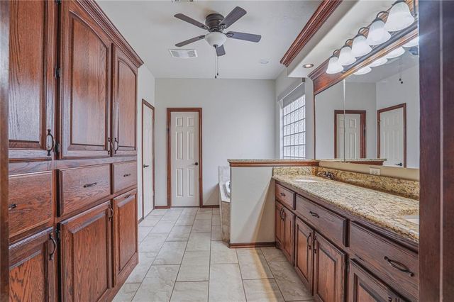 125 SW 69th Court, Oklahoma City, OK 73139