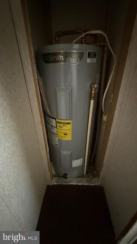 121 PHEASANT RIDGE CIR, Lancaster, PA 17603