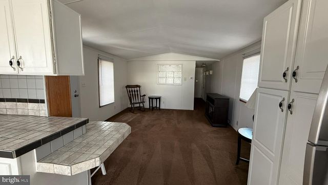 121 PHEASANT RIDGE CIR, Lancaster, PA 17603