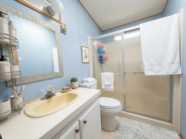 818 Carol Rae, Medford, OR 97501