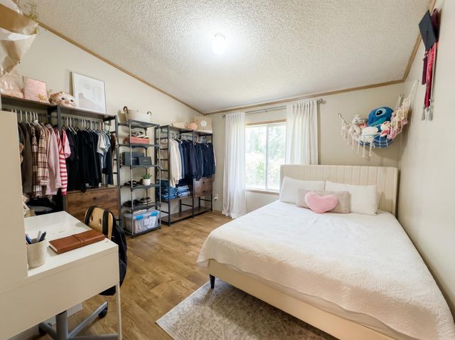 818 Carol Rae, Medford, OR 97501