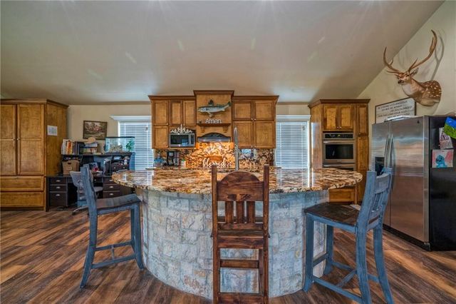 7084 Bartosch, Robstown, TX 78380